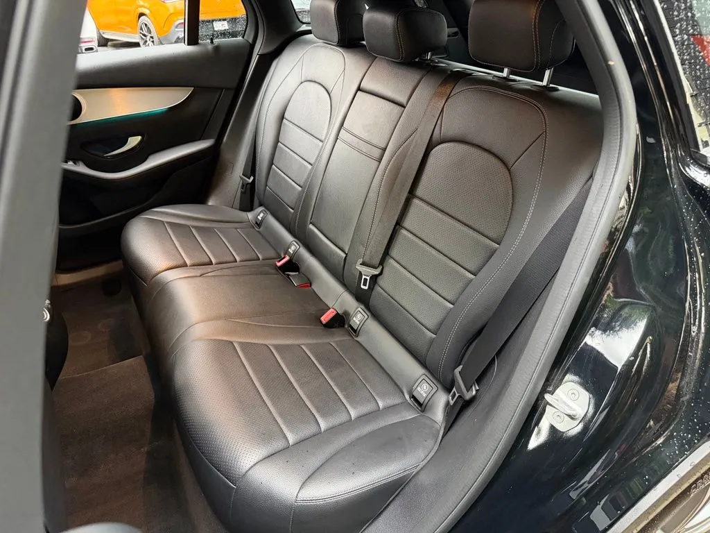 Mercedes-Benz GLC photo 32