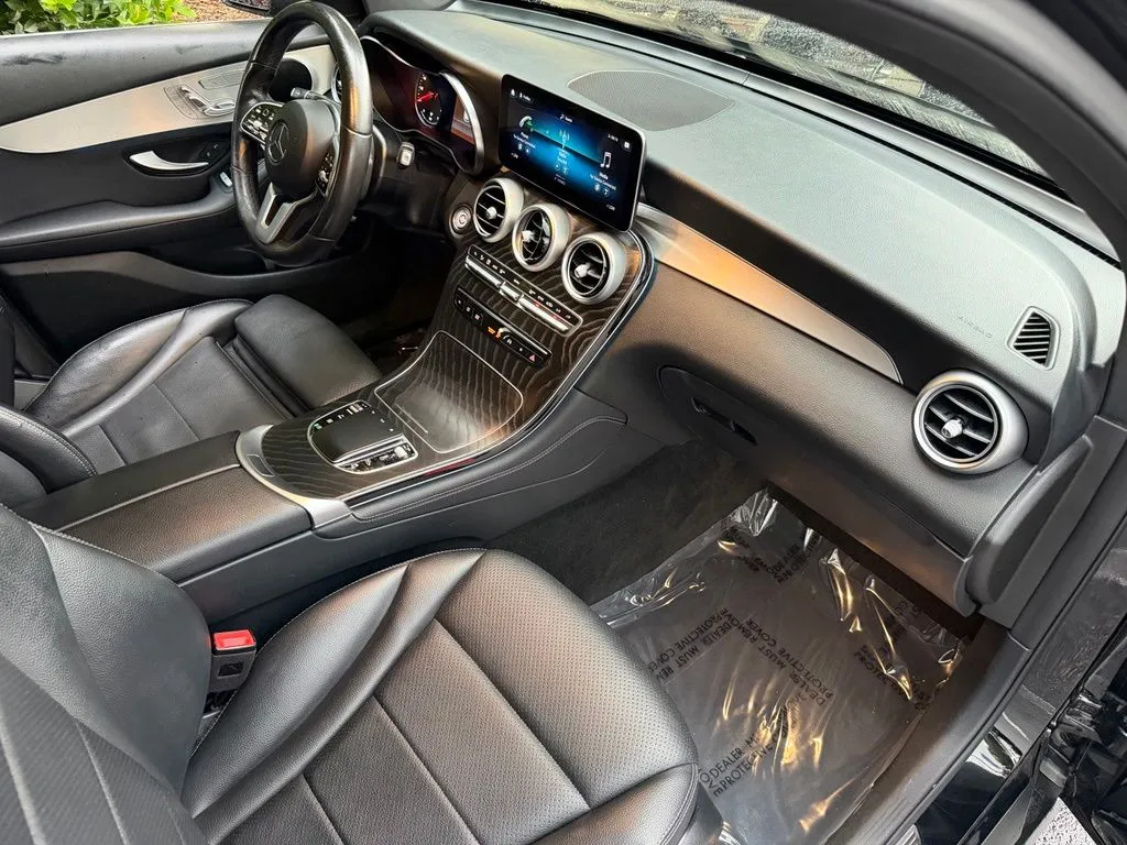 Mercedes-Benz GLC photo 33