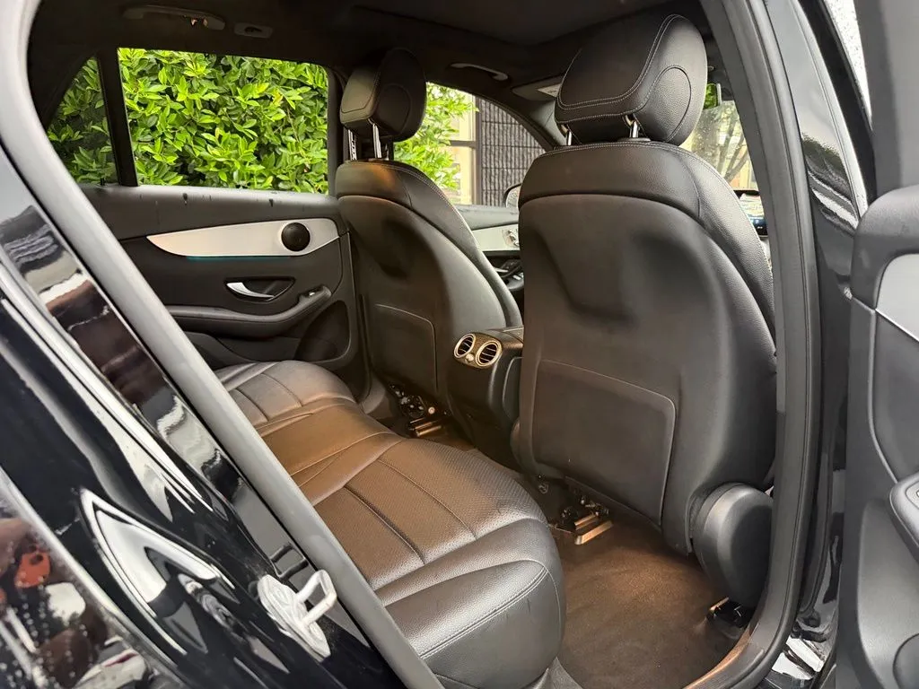 Mercedes-Benz GLC photo 38