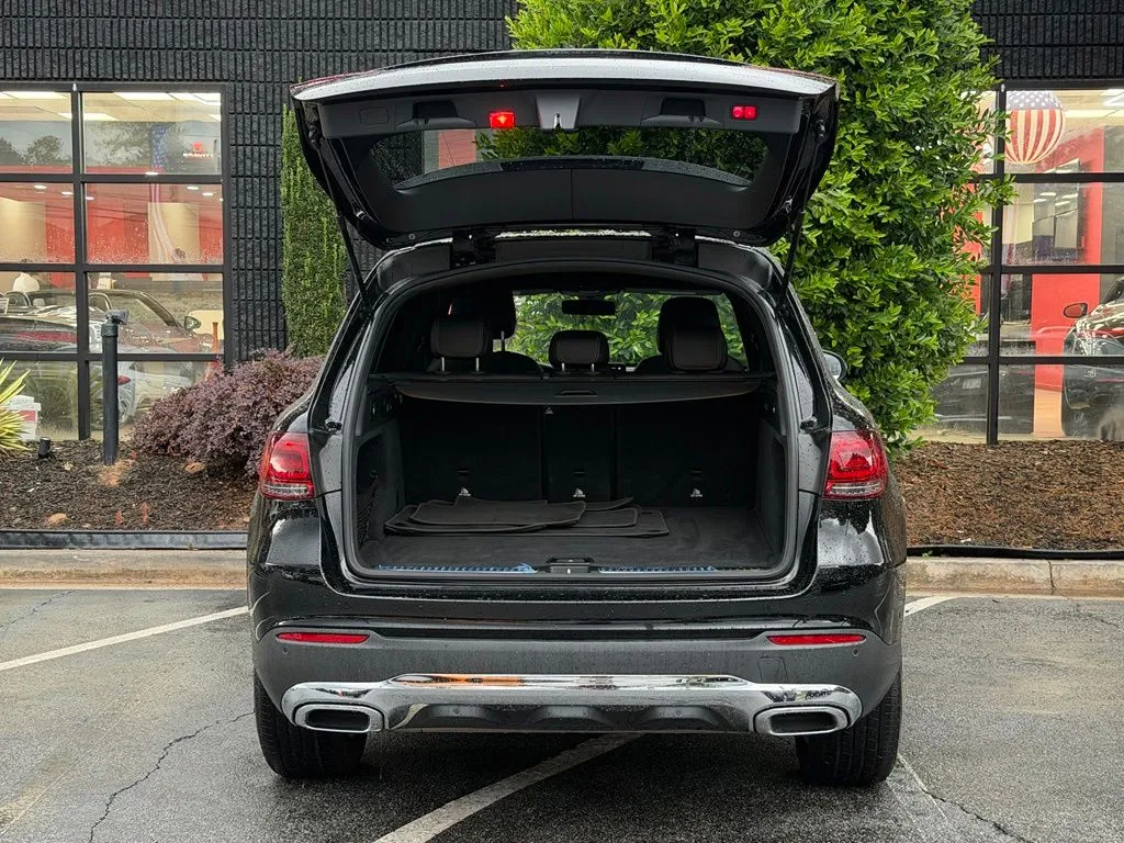 Mercedes-Benz GLC photo 17