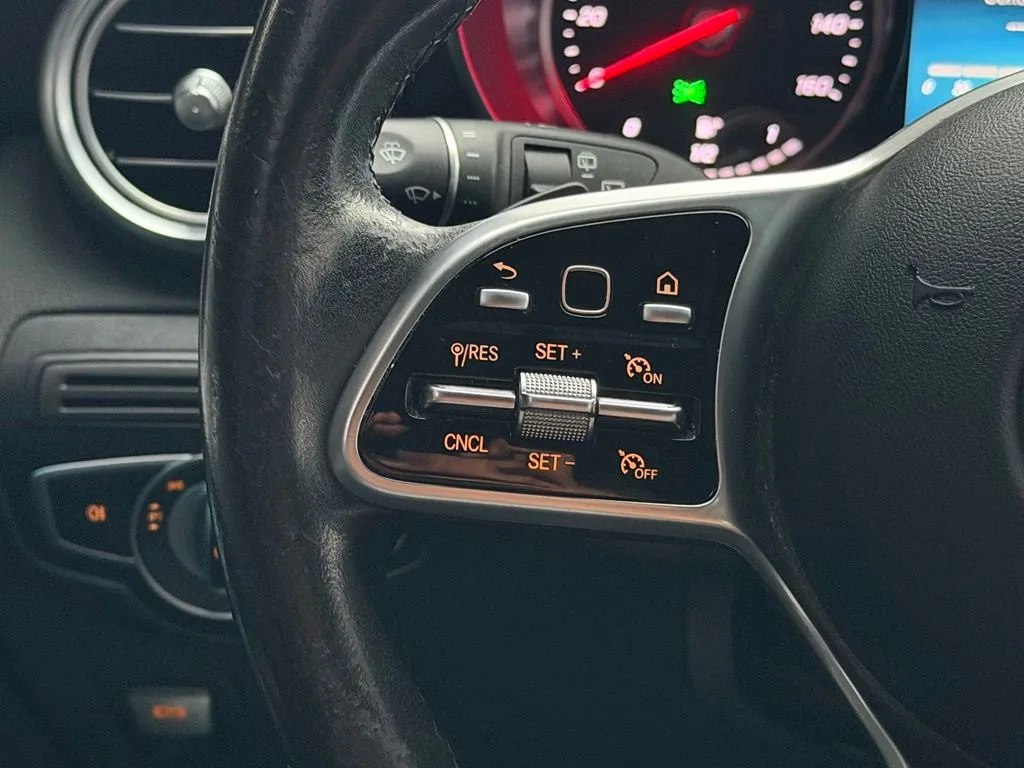 Mercedes-Benz GLC photo 44