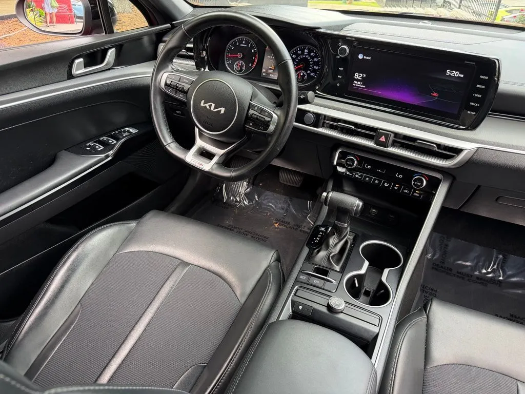 Kia K5 photo 41