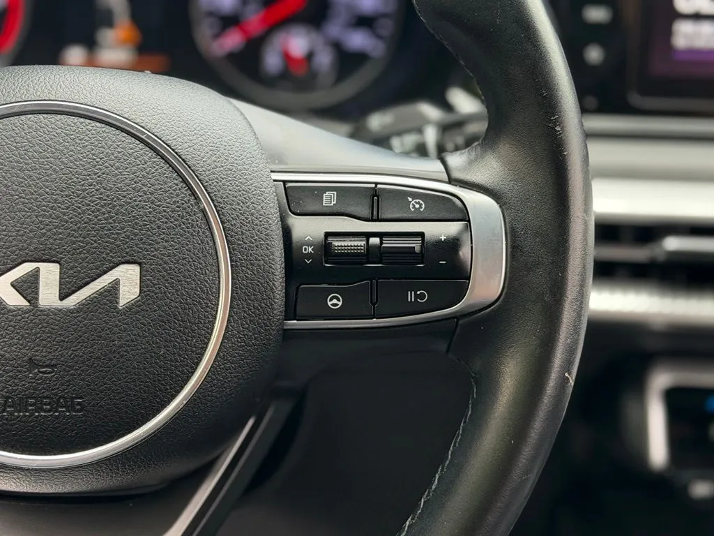 Kia K5 photo 45