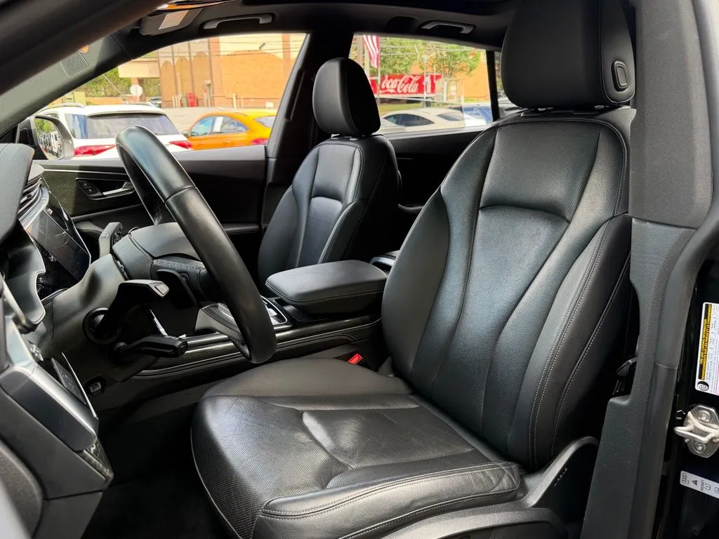 Audi Q8 photo 23