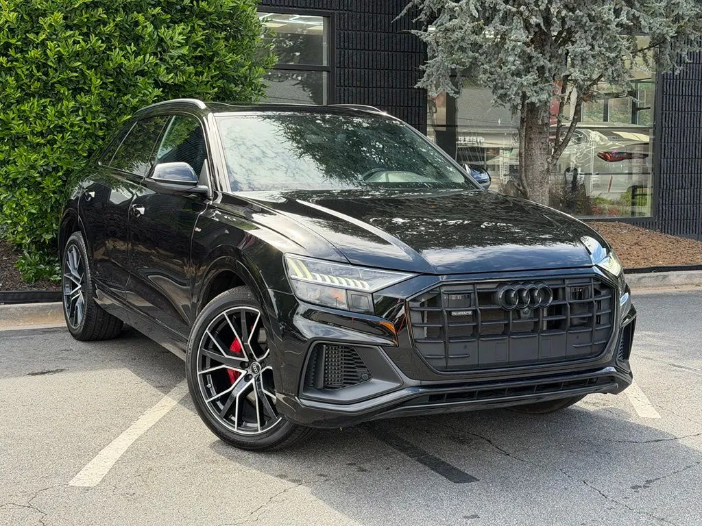 Audi Q8 photo 7