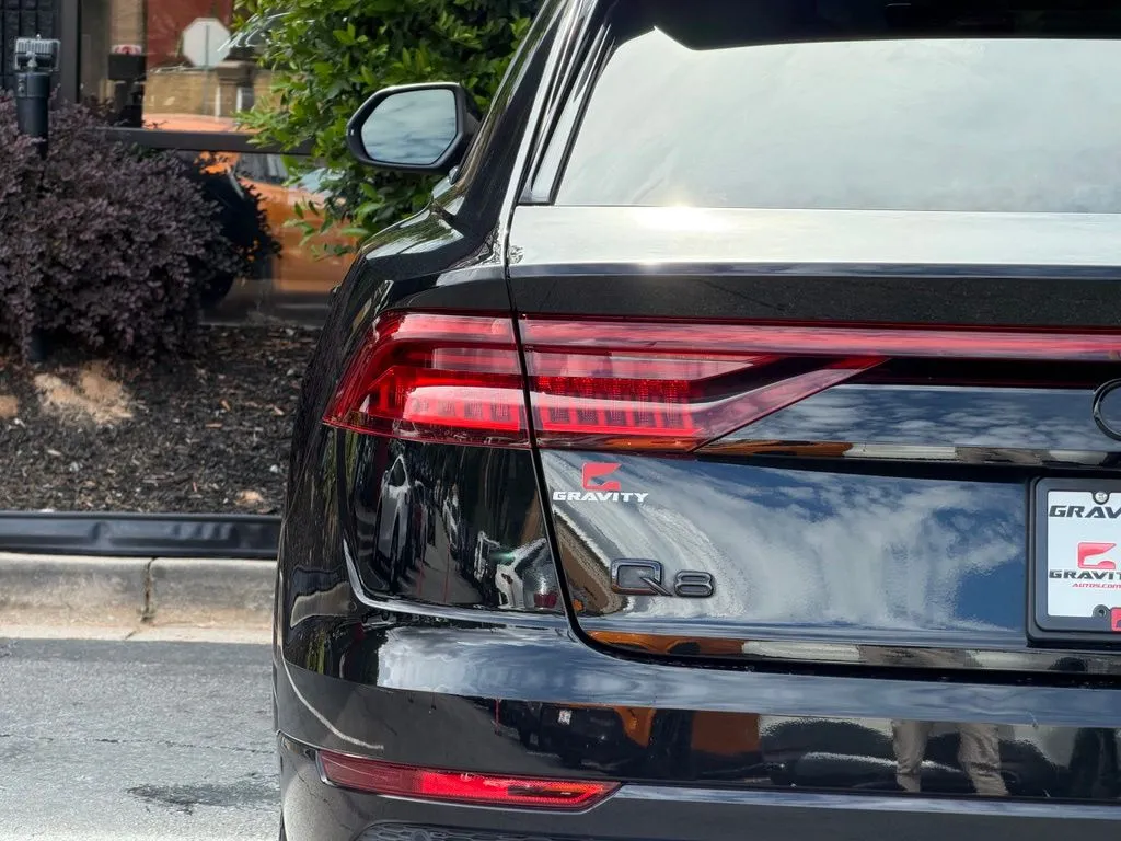 Audi Q8 photo 15