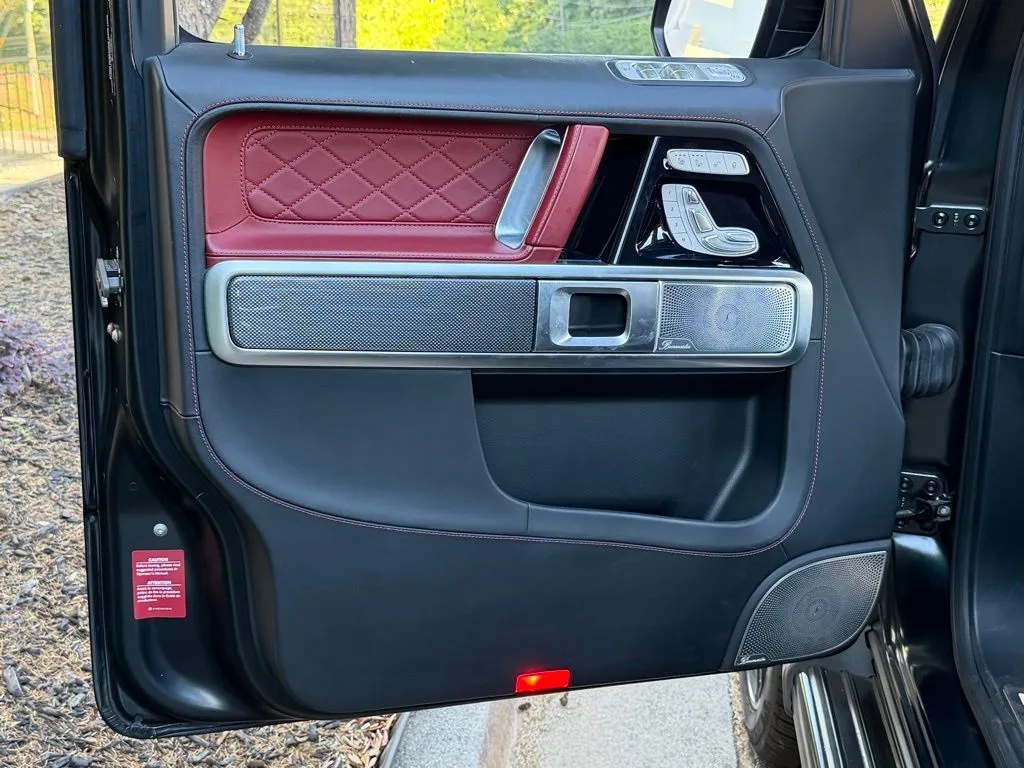 Mercedes-Benz G-Class photo 28