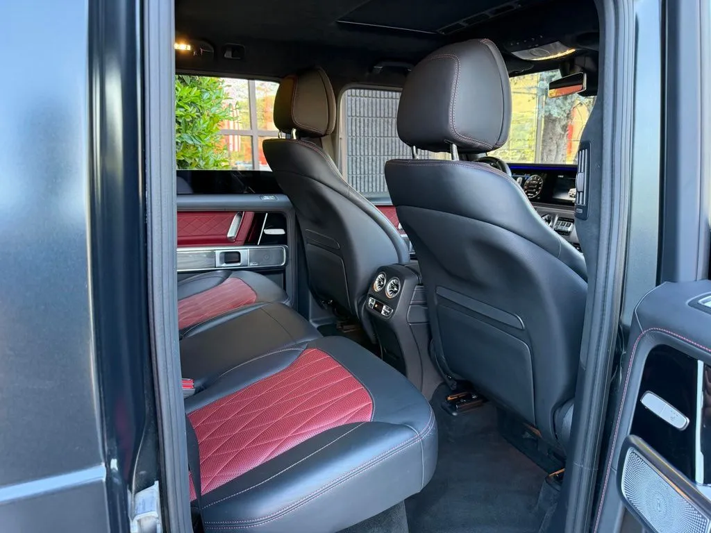 Mercedes-Benz G-Class photo 37