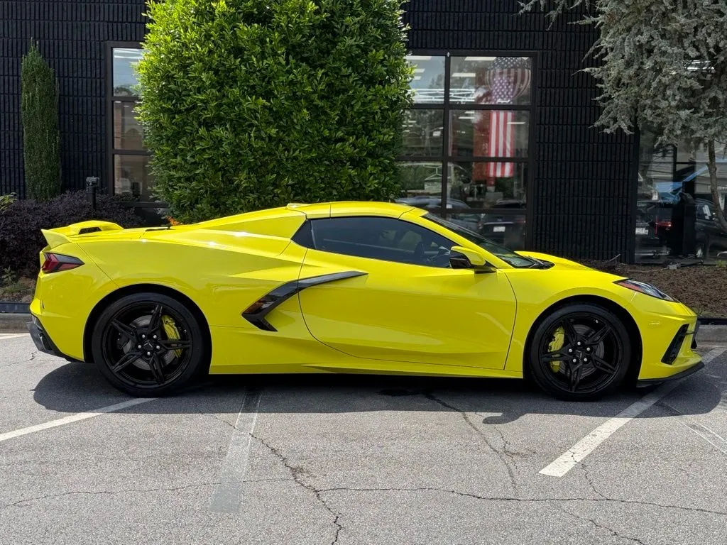 Chevrolet Corvette photo 18