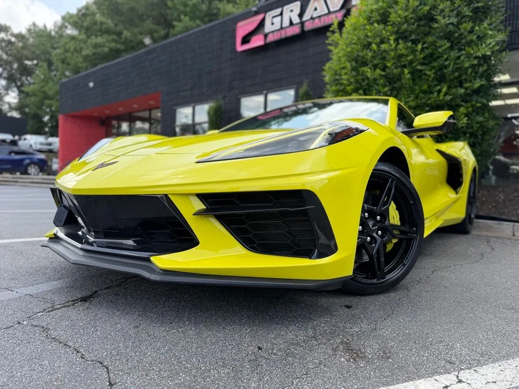 Chevrolet Corvette photo 2