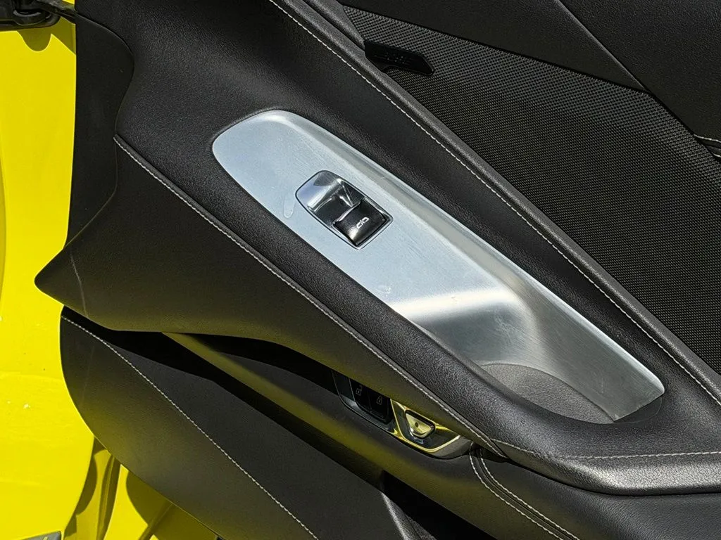 Chevrolet Corvette photo 30