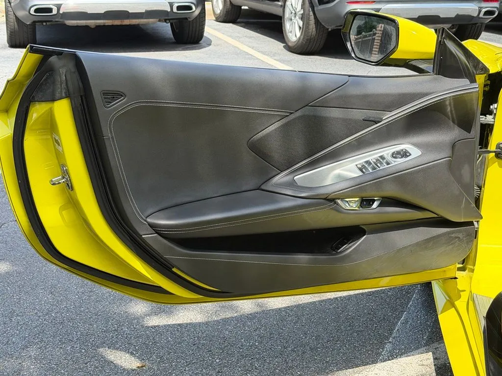 Chevrolet Corvette photo 24