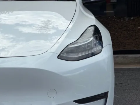 More photos of 2022 Tesla Model Y Long Range at Gravity Autos Sandy Springs, GA