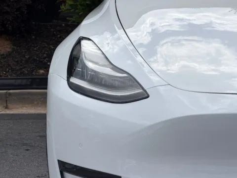 More photos of 2022 Tesla Model Y Long Range at Gravity Autos Sandy Springs, GA