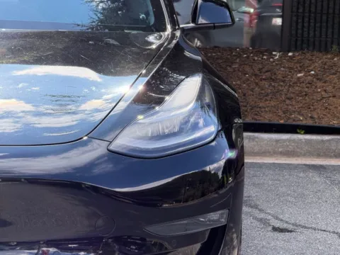 More photos of 2021 Tesla Model 3 Performance at Gravity Autos Sandy Springs, GA