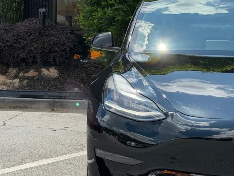 More photos of 2022 Tesla Model 3 at Gravity Autos Sandy Springs, GA