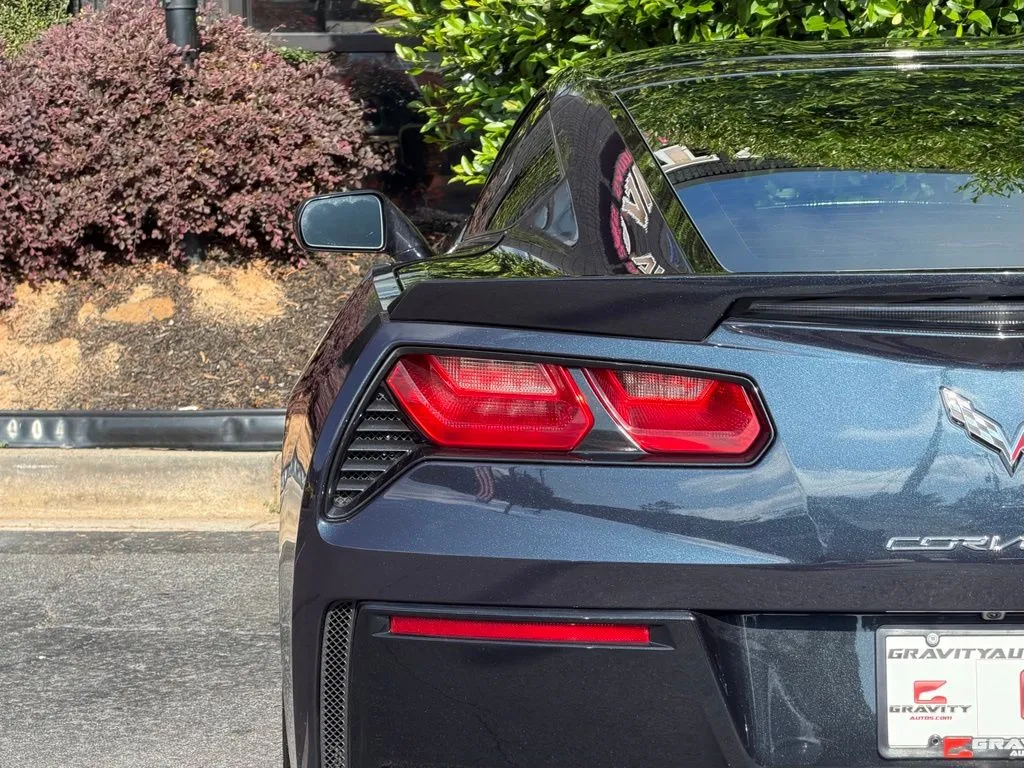Chevrolet Corvette Stingray photo 15