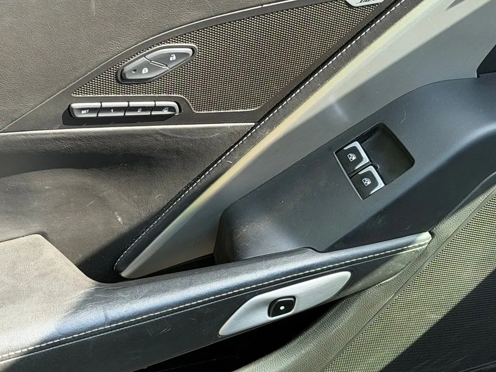 Chevrolet Corvette Stingray photo 29