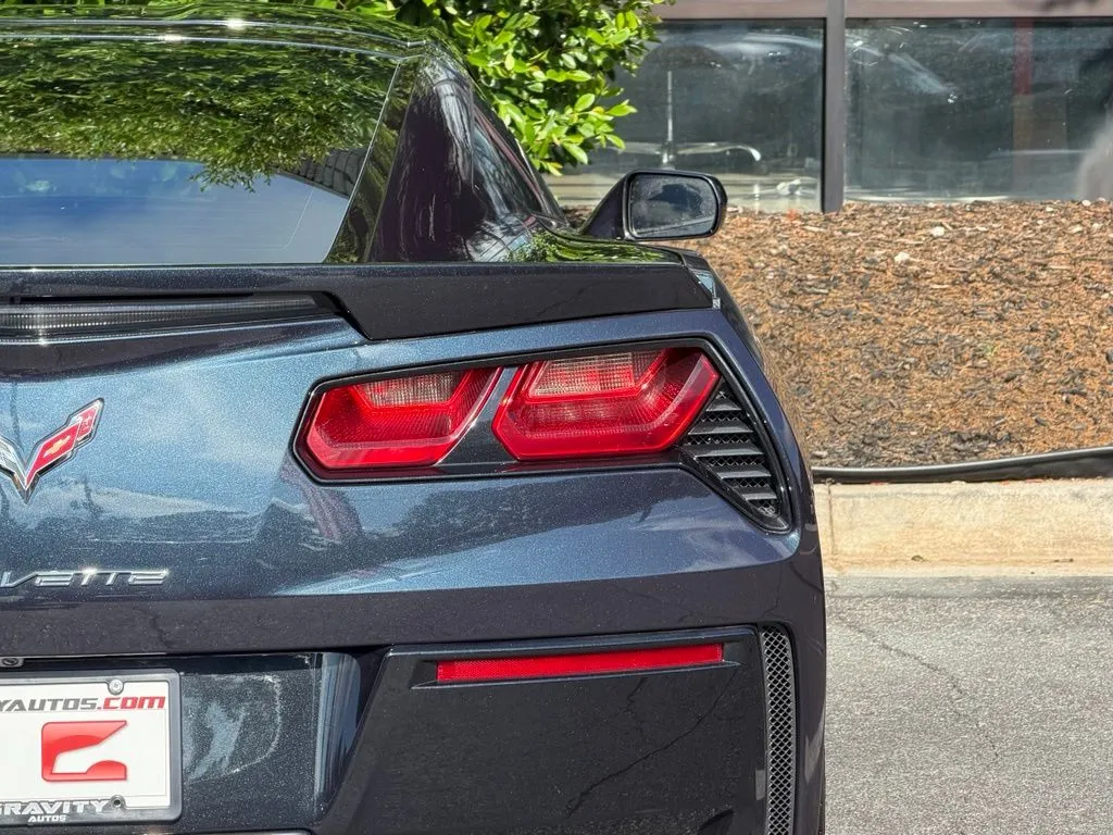 Chevrolet Corvette Stingray photo 16
