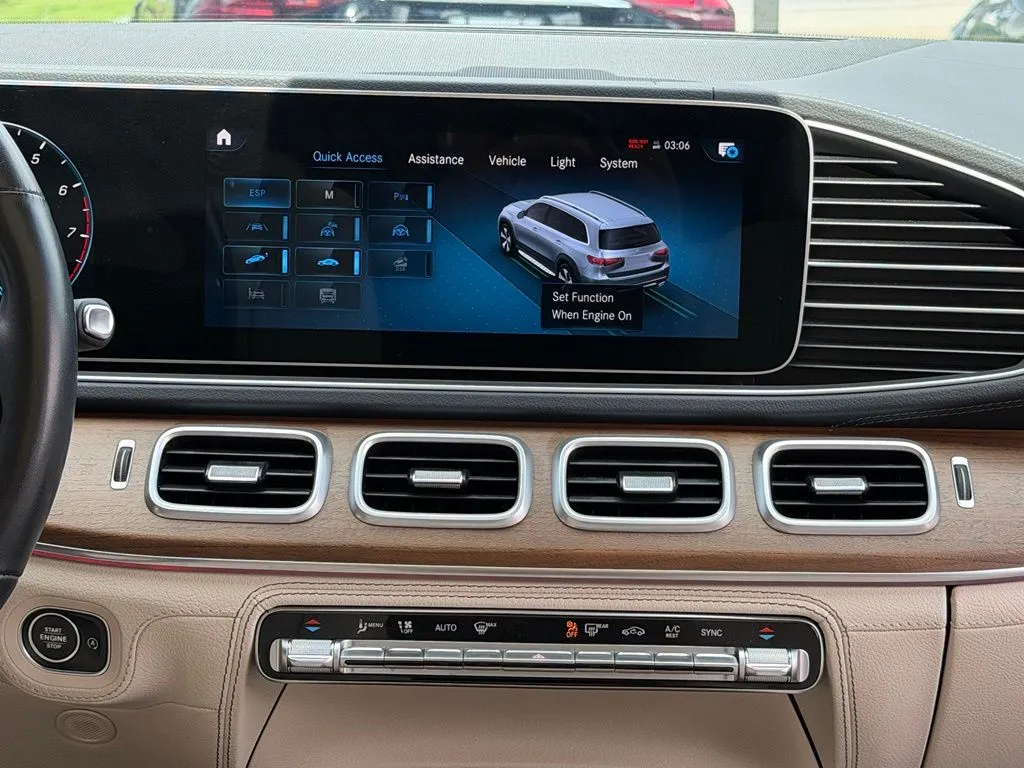 Mercedes-Benz GLS photo 48
