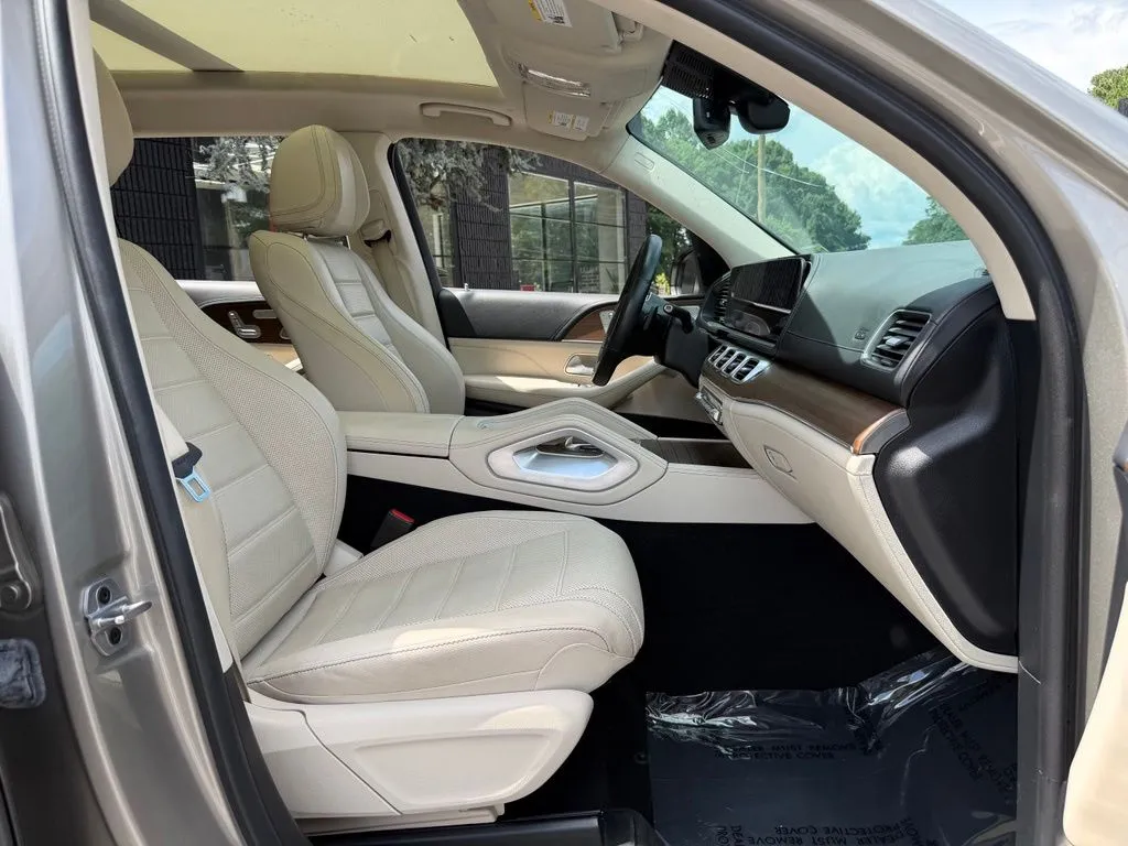 Mercedes-Benz GLS photo 34