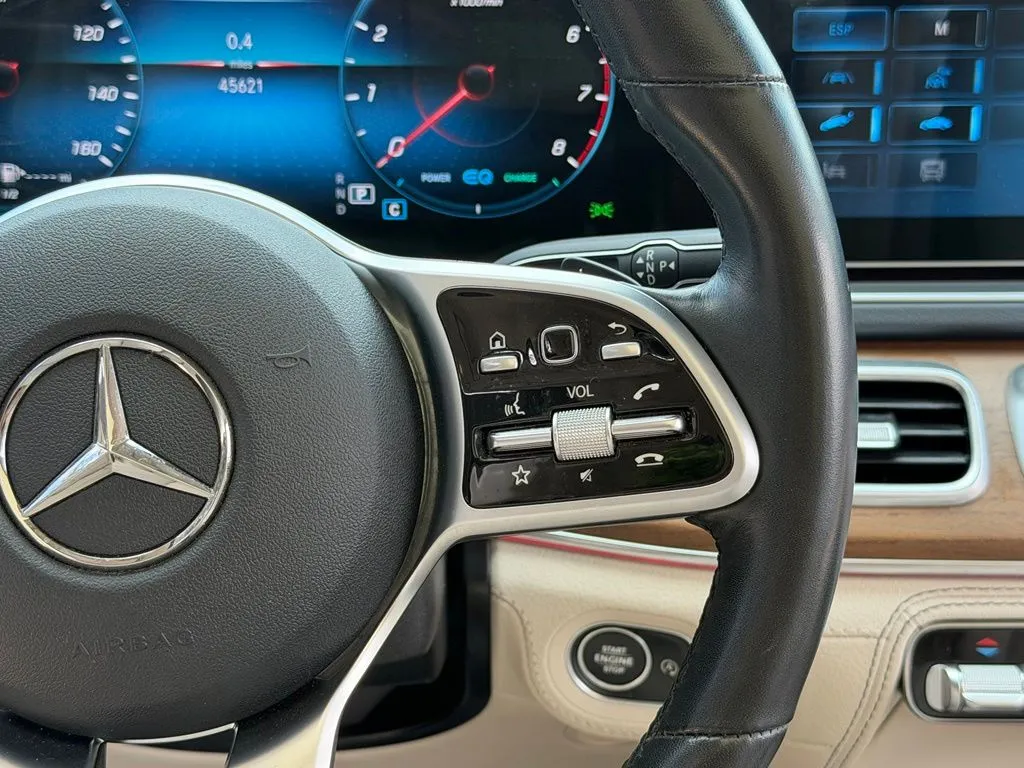 Mercedes-Benz GLS photo 46