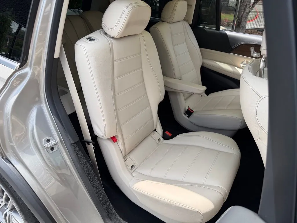 Mercedes-Benz GLS photo 39
