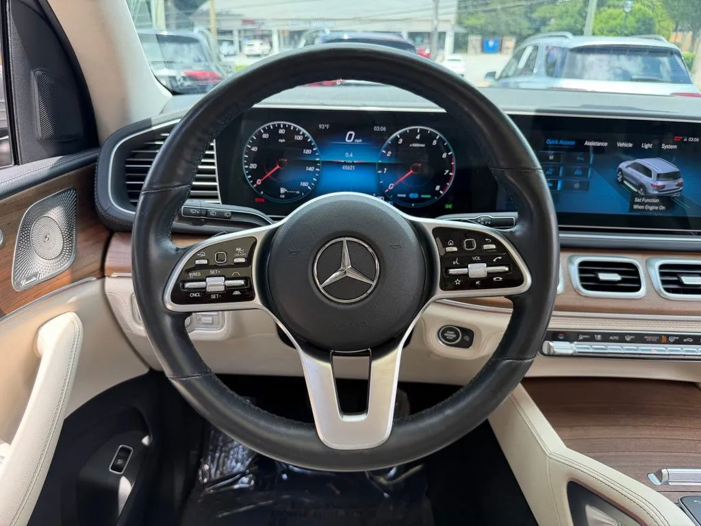 Mercedes-Benz GLS photo 44