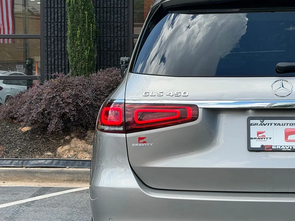Mercedes-Benz GLS photo 15