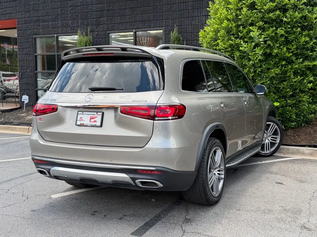 Mercedes-Benz GLS photo 12