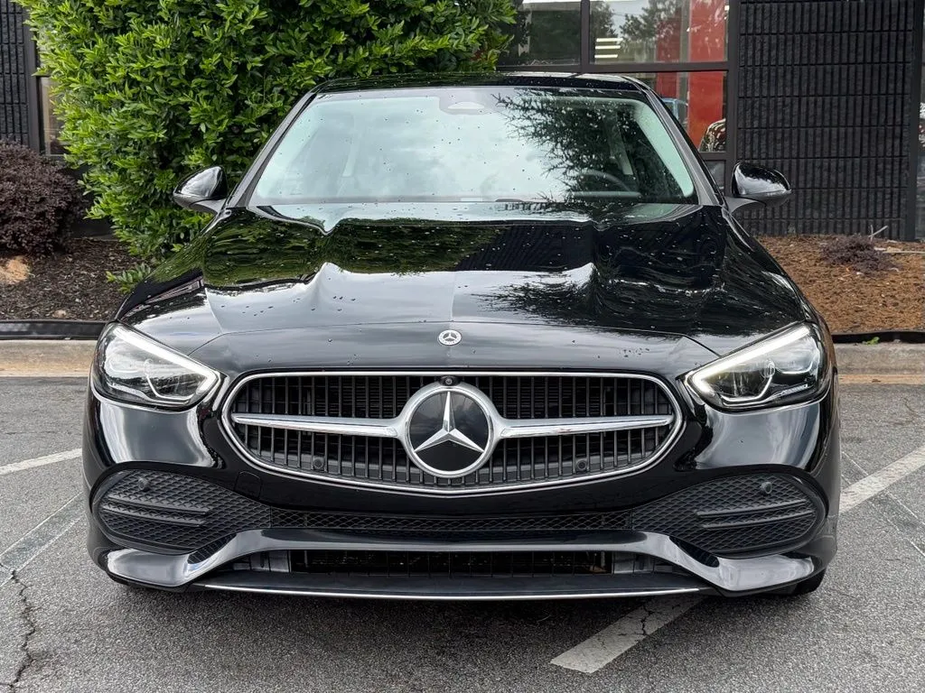 Mercedes-Benz C-Class photo 3