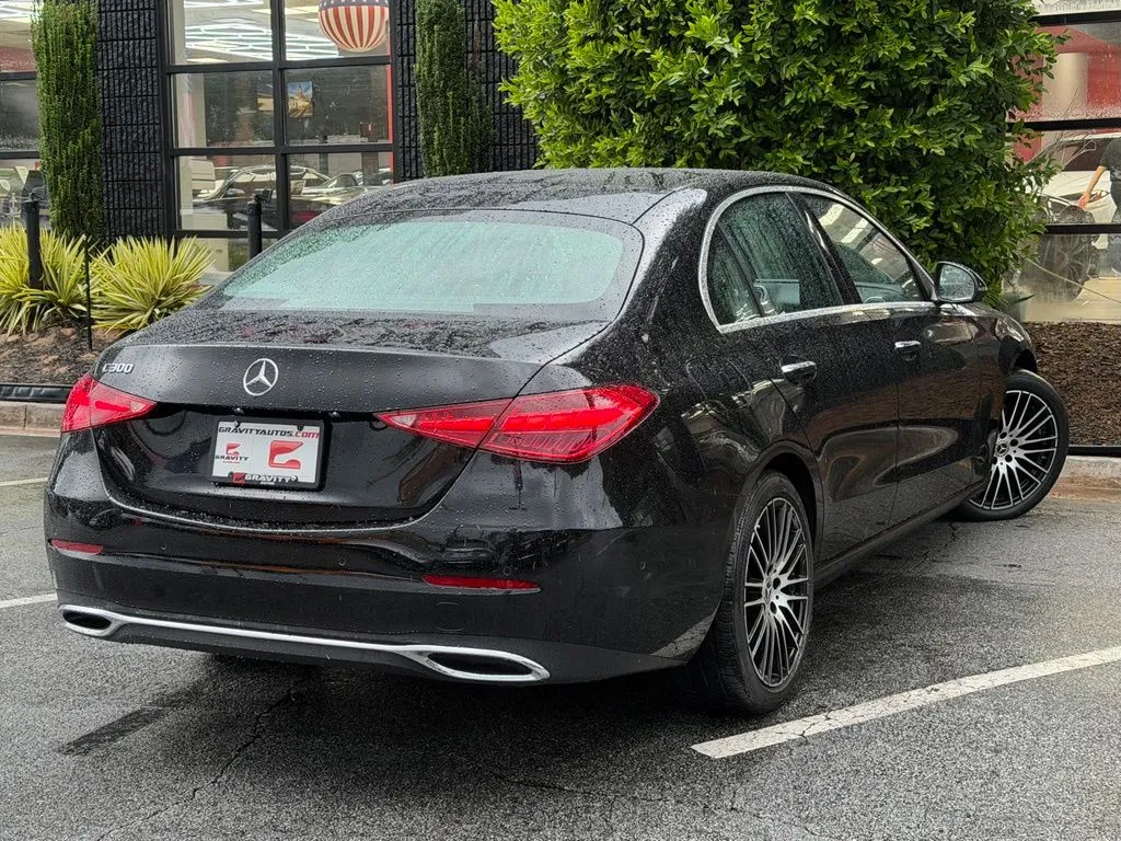 Mercedes-Benz C-Class photo 12