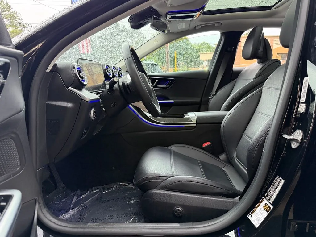 Mercedes-Benz C-Class photo 22