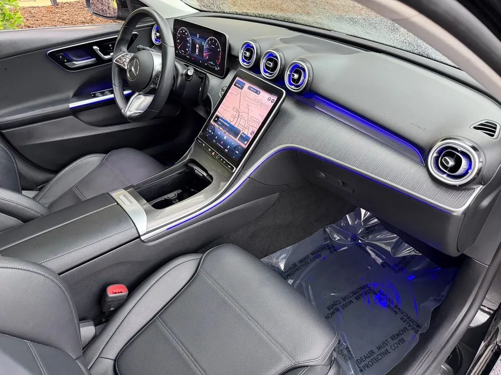 Mercedes-Benz C-Class photo 29