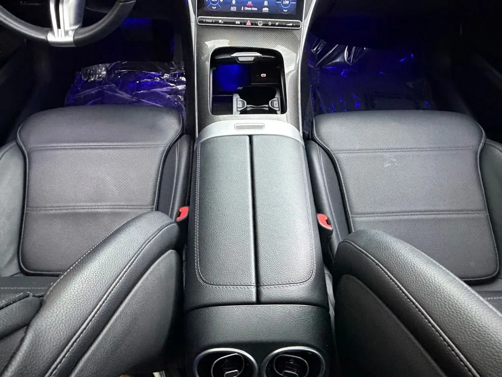 Mercedes-Benz C-Class photo 42