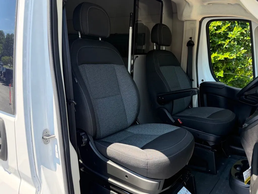 Ram ProMaster 1500 photo 36