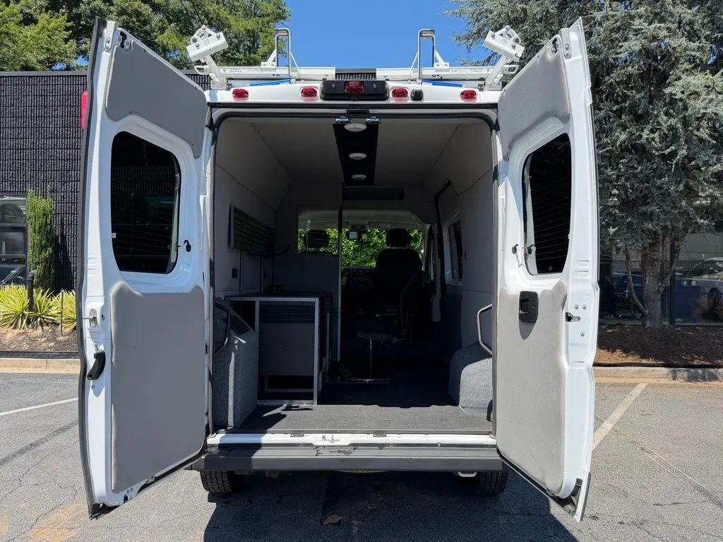 Ram ProMaster 1500 photo 17