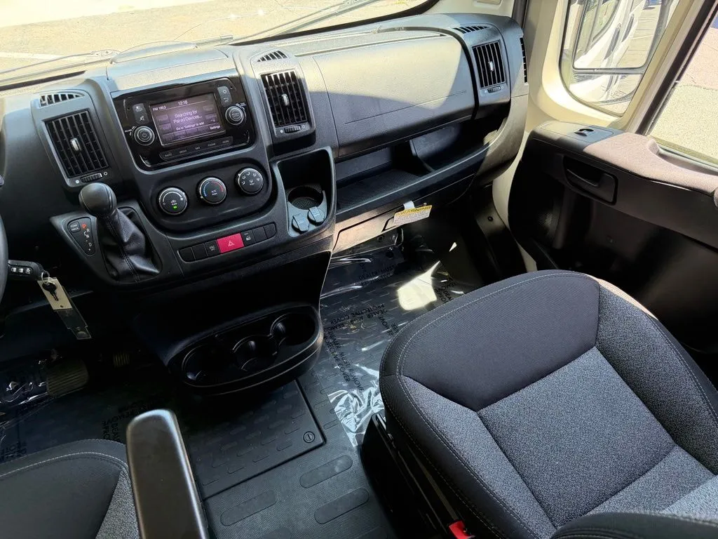 Ram ProMaster 1500 photo 41