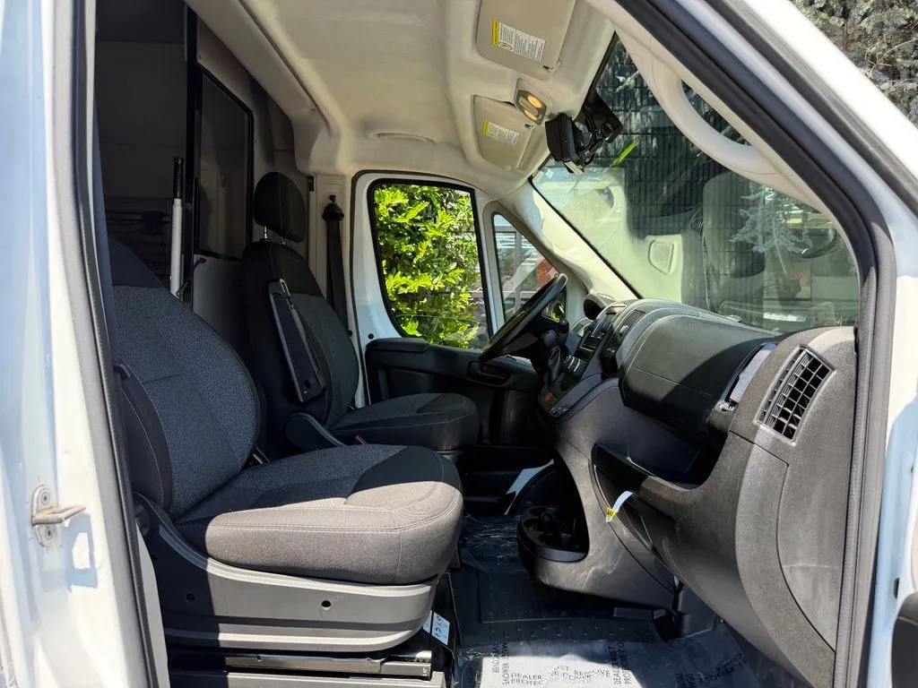 Ram ProMaster 1500 photo 38