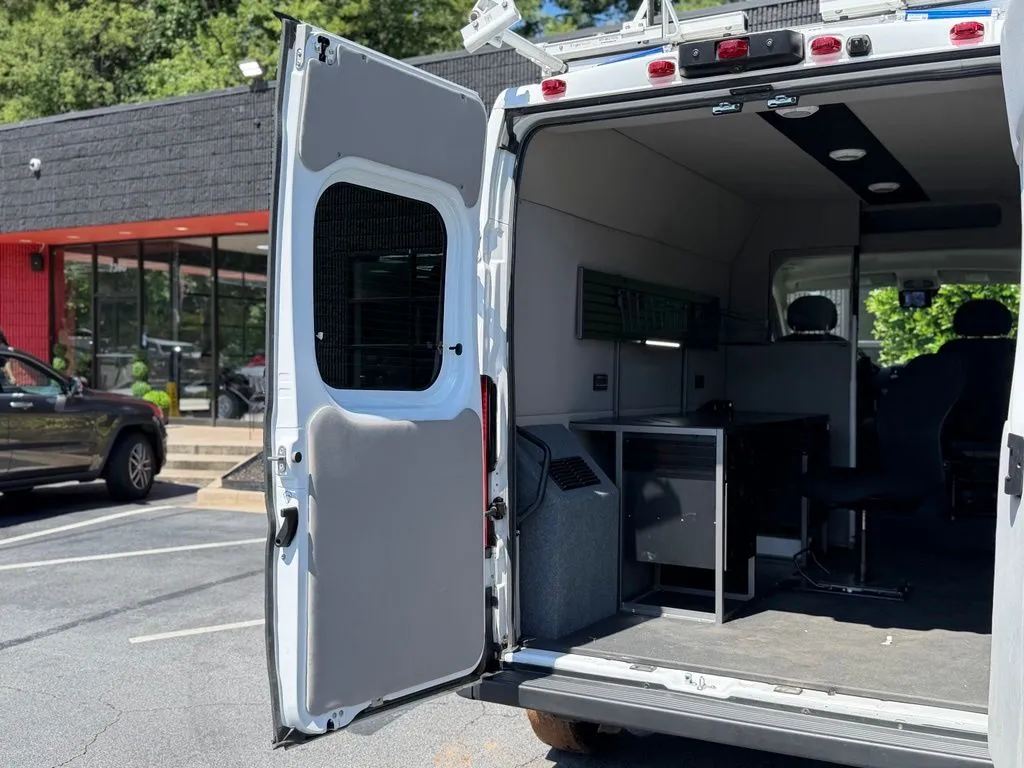 Ram ProMaster 1500 photo 18