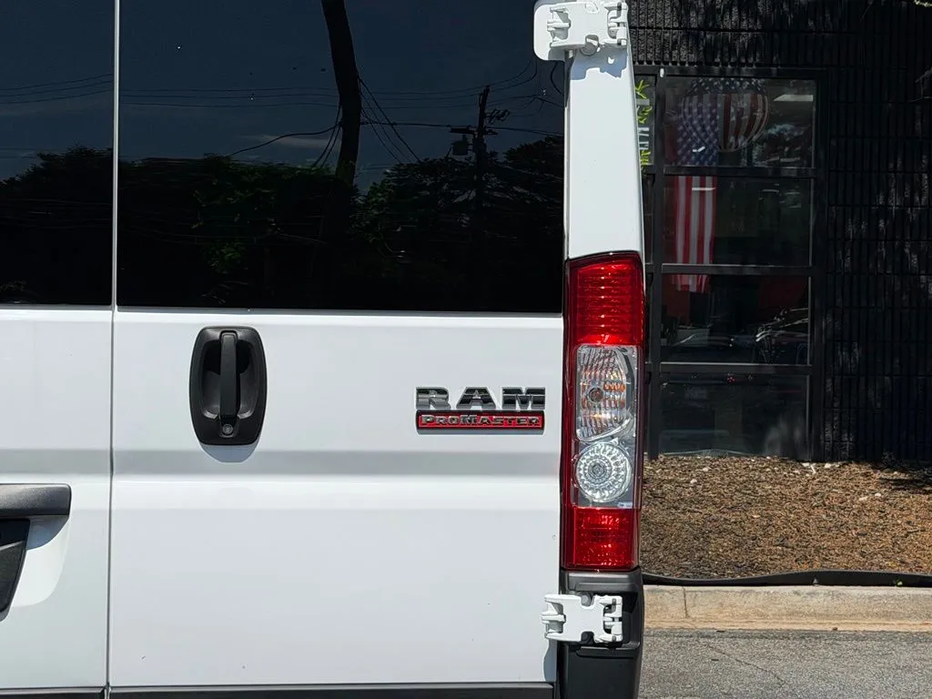 Ram ProMaster 1500 photo 16