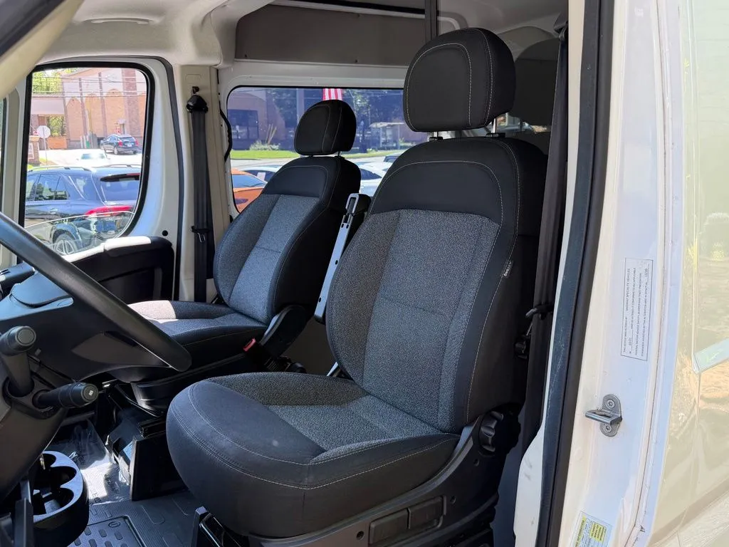 Ram ProMaster 1500 photo 33