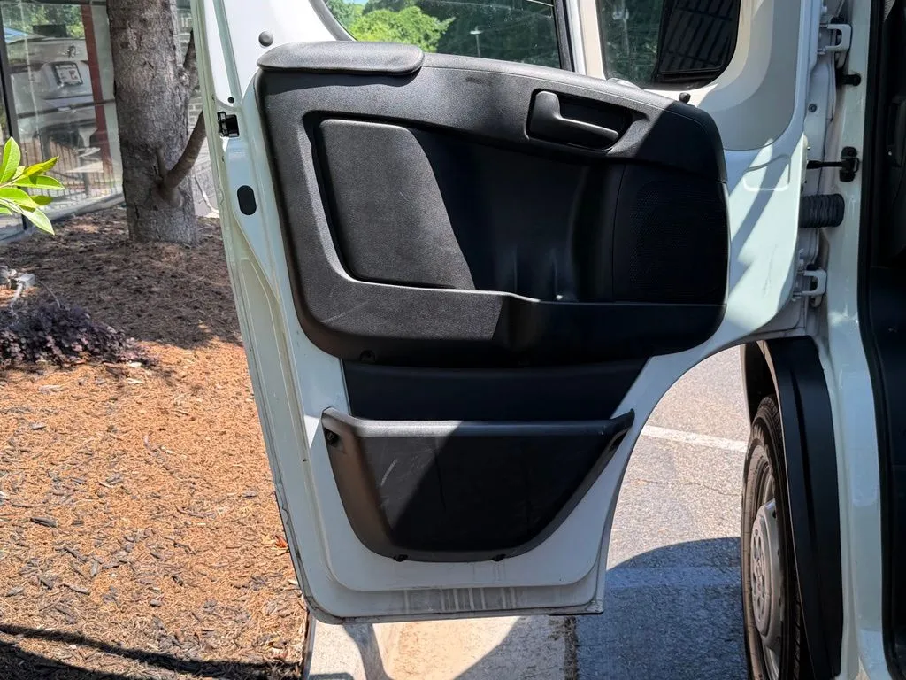Ram ProMaster 1500 photo 35