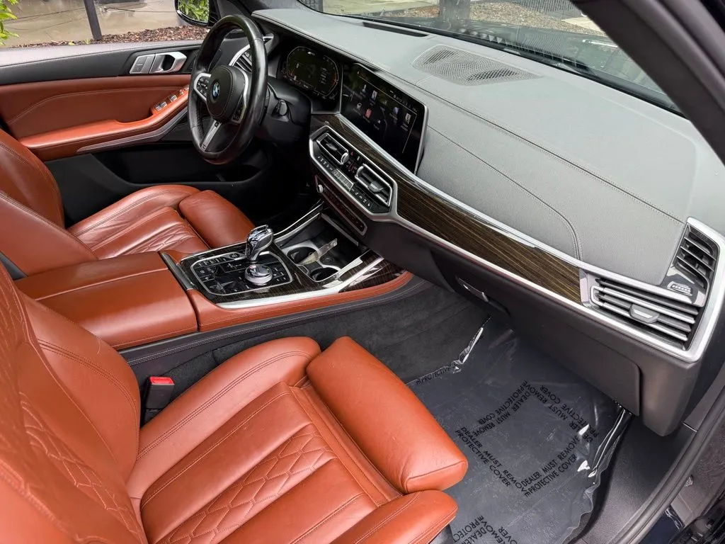 BMW X7 photo 33