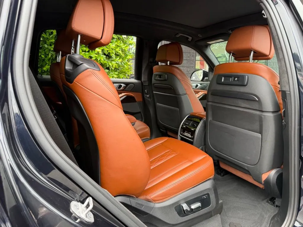 BMW X7 photo 39