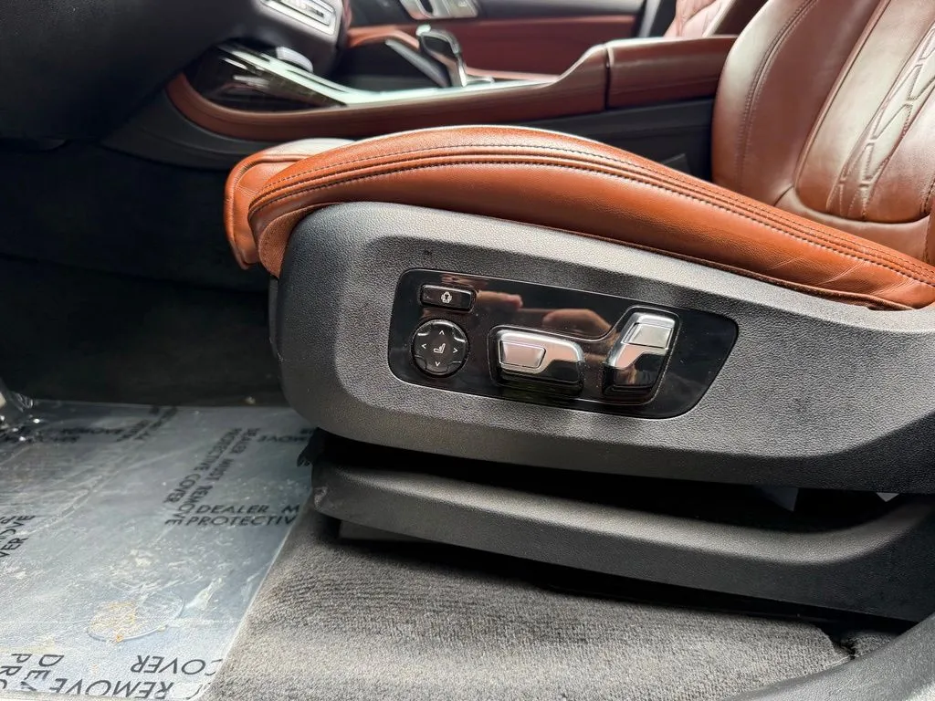 BMW X7 photo 25