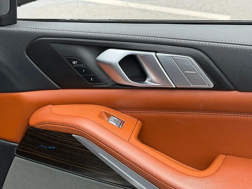 BMW X7 photo 38