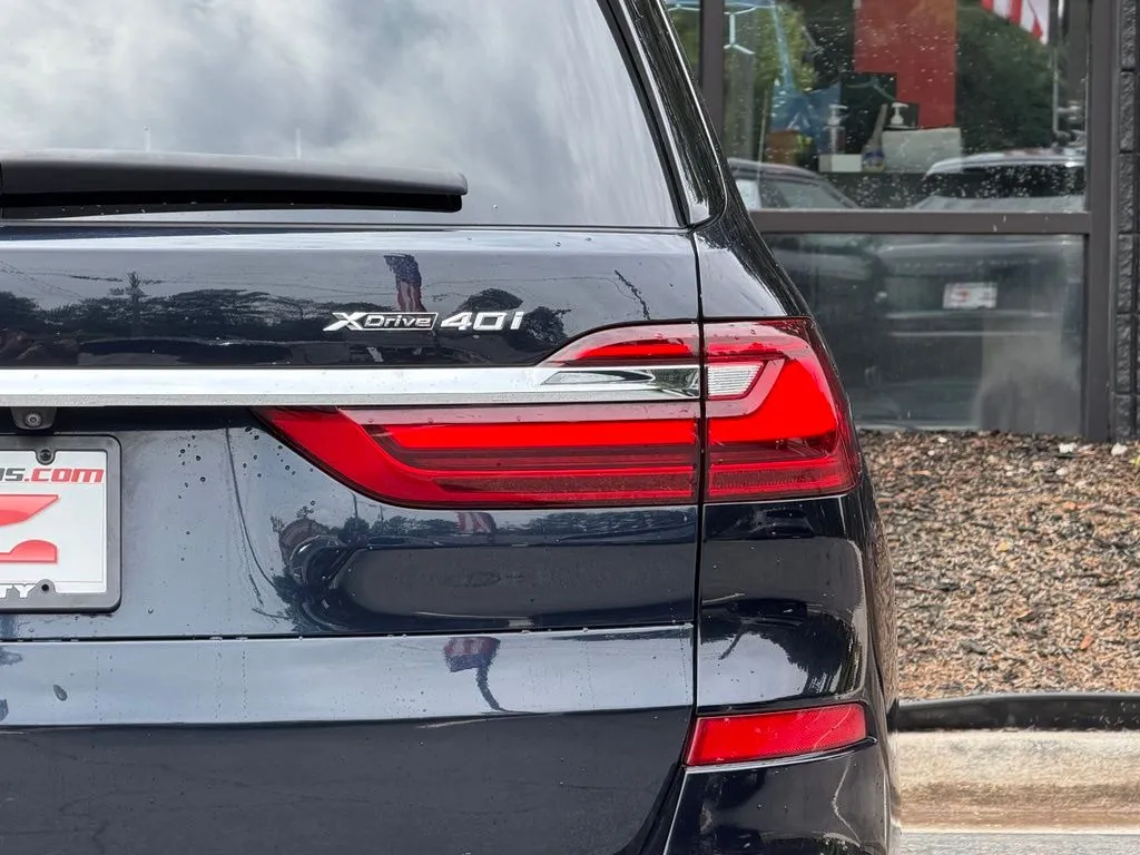 BMW X7 photo 16