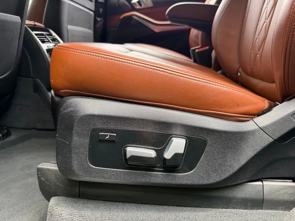BMW X7 photo 31
