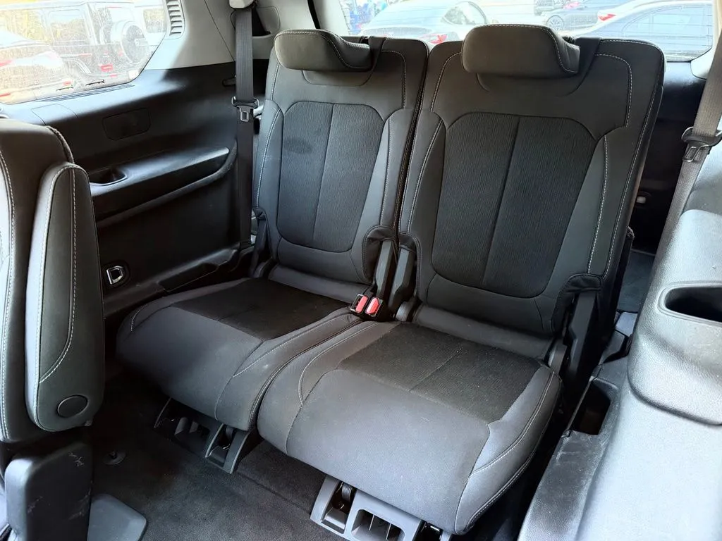 Jeep Grand Cherokee L photo 33